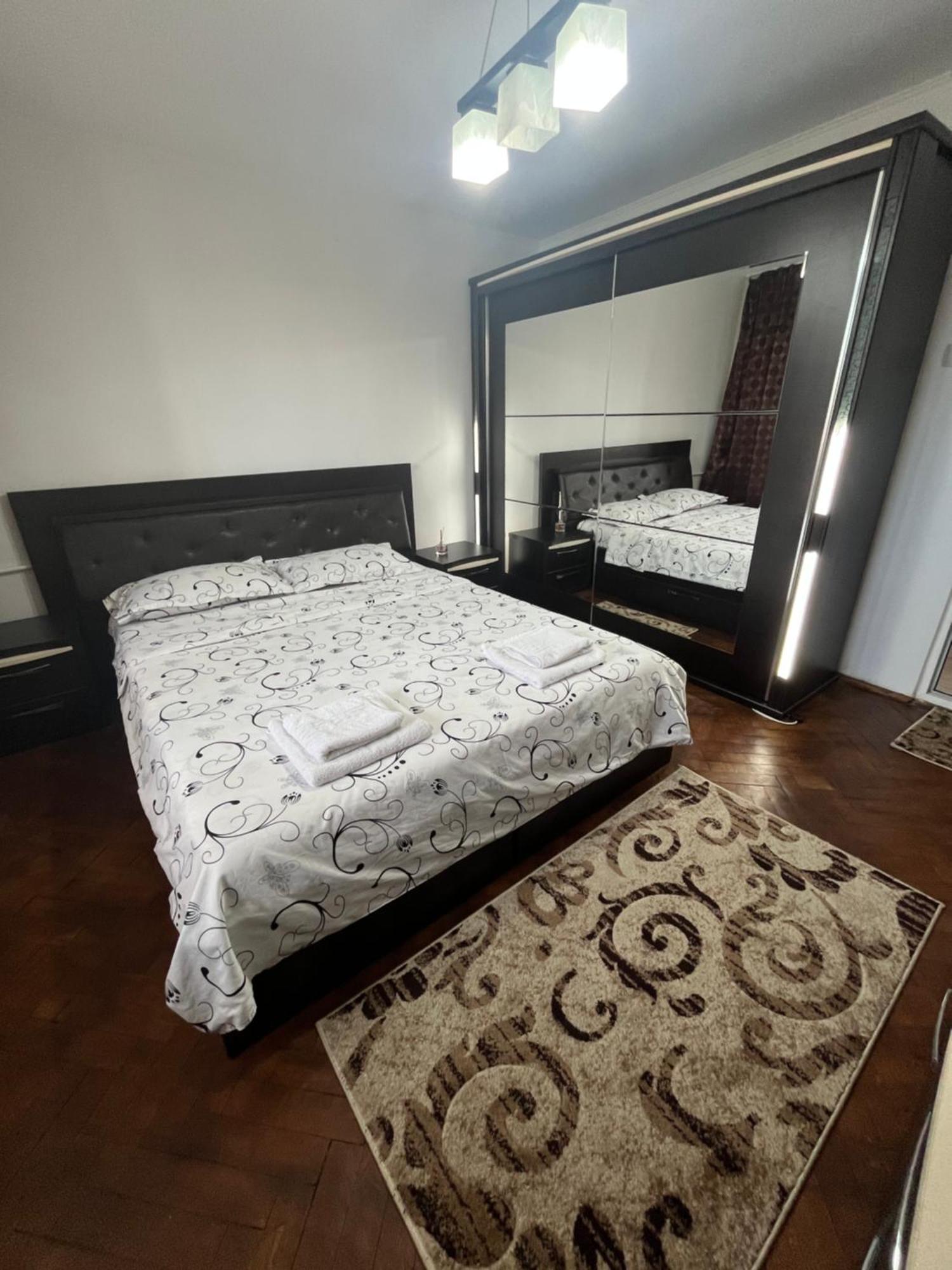 Concept Home Valcea Ramnicu Valcea Bagian luar foto